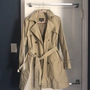 Cole Haan
Belted Hooded Trench Coat